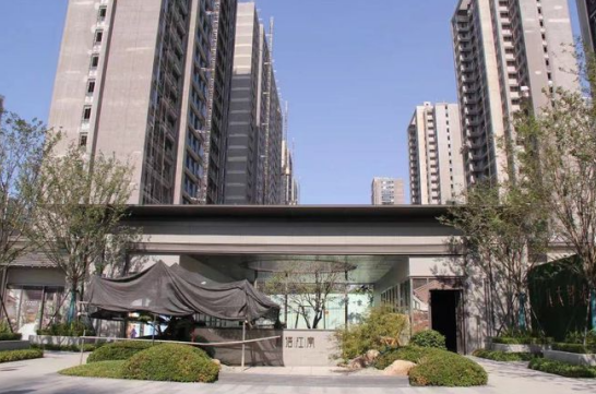 国产麻豆放荡AV剧情演绎