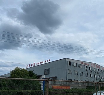 国产麻豆放荡AV剧情演绎