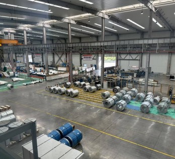 国产麻豆放荡AV剧情演绎